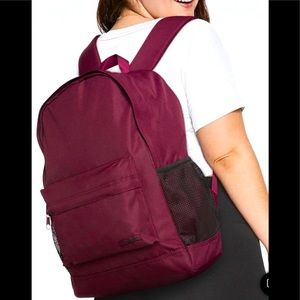 NWT. Victoria's Secret PINK Classic
Campus Backpack in Burgundy